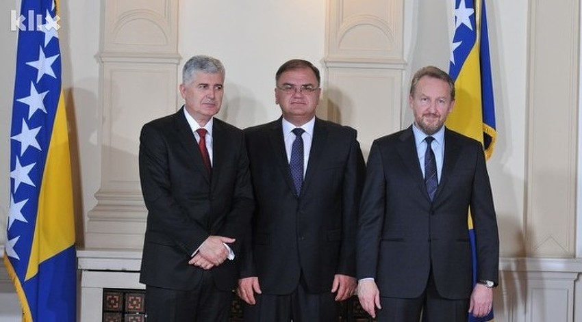 BiH u januaru 2016. predaje zahtjev za članstvo u EU