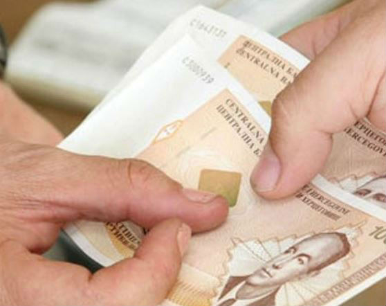 Neto plaća u RS u 2015. godini veća od plaće u Federaciji BiH