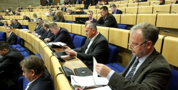 U Federaciji BiH donesen novi Zakon o porezu na dobit