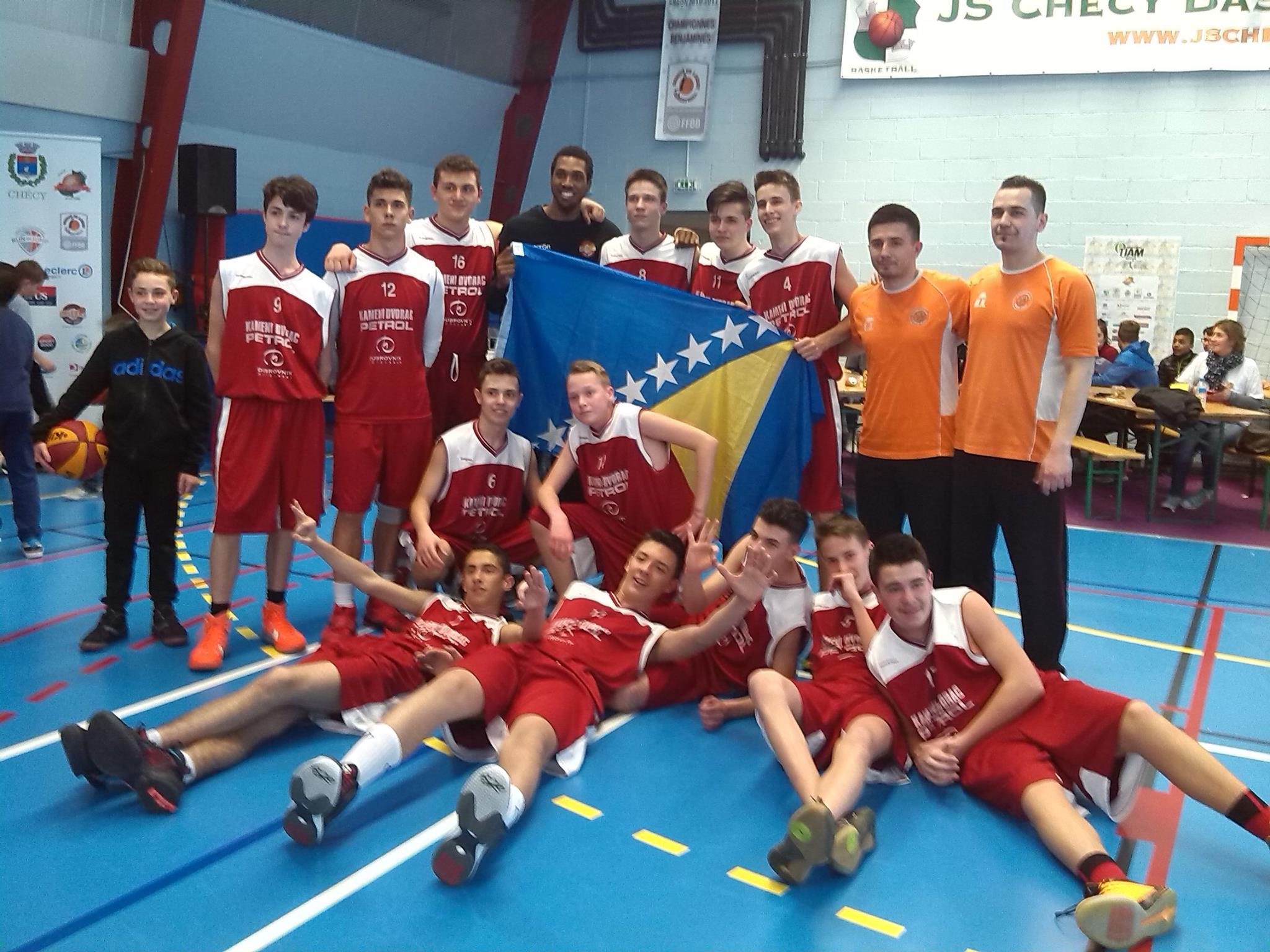 KK Kengur u finalu u Francuskoj