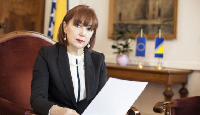 Pokrenuta Inicijativa da se u kantonalnim ustavima uvede srpski jezik i ćirilica