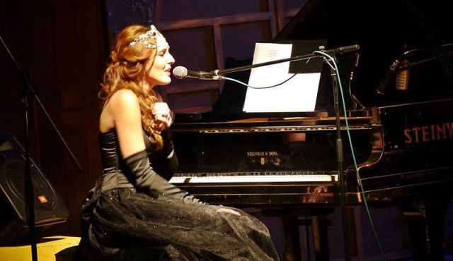 Mima Kemez i Karma - zenički pogled na sevdah