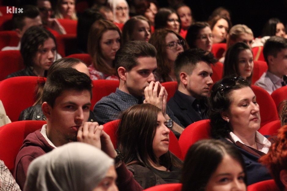Kako aplicirati na fakultete i dobiti stipendiju u SAD-u