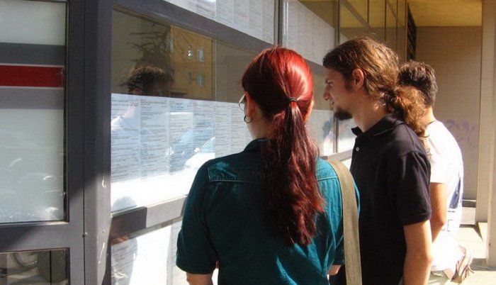 Neupotrebljivo obrazovanje, nedostatak iskustva