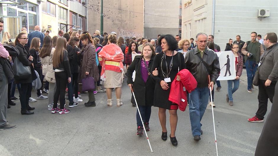 Da li smo kao društvo zanemarili slijepe i slabovidne osobe