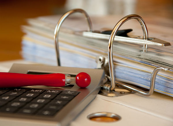 Potrebno 12 procedura, oko 2000 KM i 67 dana za registraciju firme u FBiH