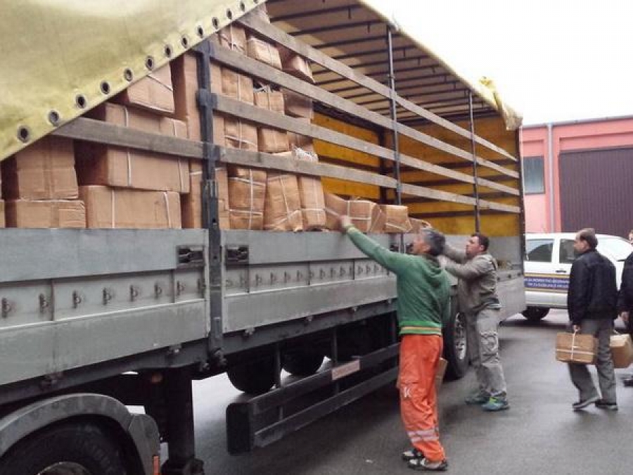 Umjetne grudi 3 marke, firmirana odjeća 0,5 maraka!