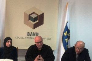 Bosanski jezik će dobiti novi, unaprijeđeni pravopis do 2020. godine