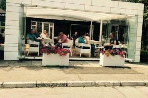 Traži se radnica na poslovima usluživanja u caffe bar Piccolu