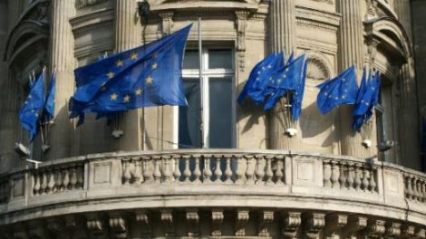 Izvještaji, malo analiza i nimalo komentara