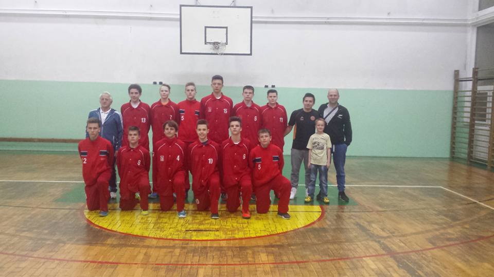 KK Kengur na turniru u Francuskoj