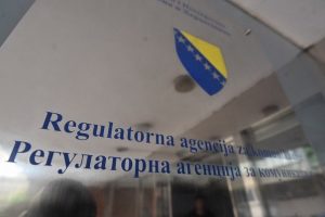 RAK u 2016. godini televizije i radio stanice zbog kršenja pravila kaznio s 254.000 KM