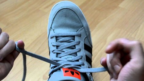 Zašto se pertle odvezuju dok hodamo