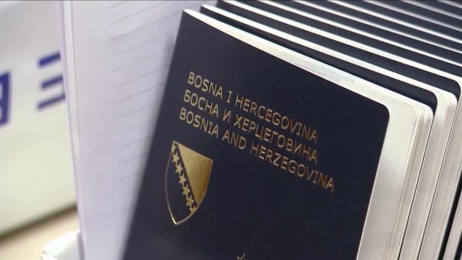 Zbog čega se 75.000 ljudi odreklo državljanstva BiH