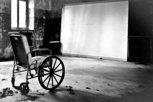 Kako se dolazi do invalidske penzije u BiH, zemlji u kojoj slijepi voze auta, a 100 postotni invalidi rade na građevinskoj skeli