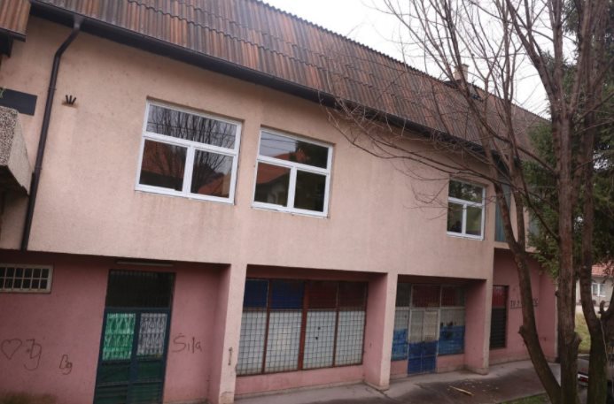 društveni dom u Donjoj Gračanici